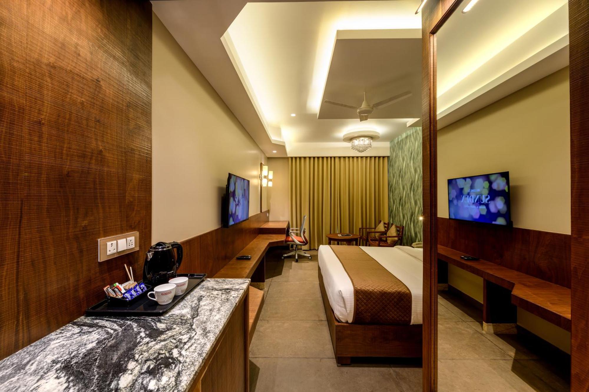 Sundex Hotel Thanjavur Dış mekan fotoğraf